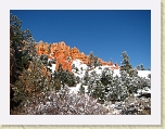 Bryce 008 * A blanket of snow over the red hoodoos near Bryce Canyon NP * A blanket of snow over the red hoodoos near Bryce Canyon NP * 2816 x 2112 * (3.94MB)